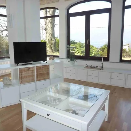 Apartament Casa Paradiso Porto Valtravaglia